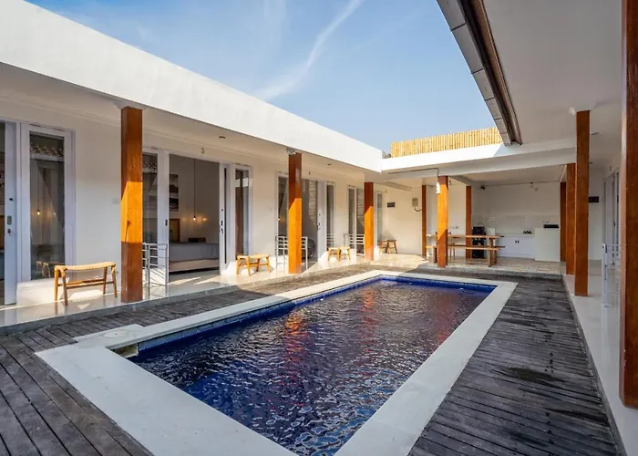 Lumturi House - Centrally Located